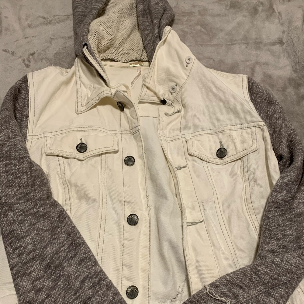 Women’s Free People hooded jean jacket S
